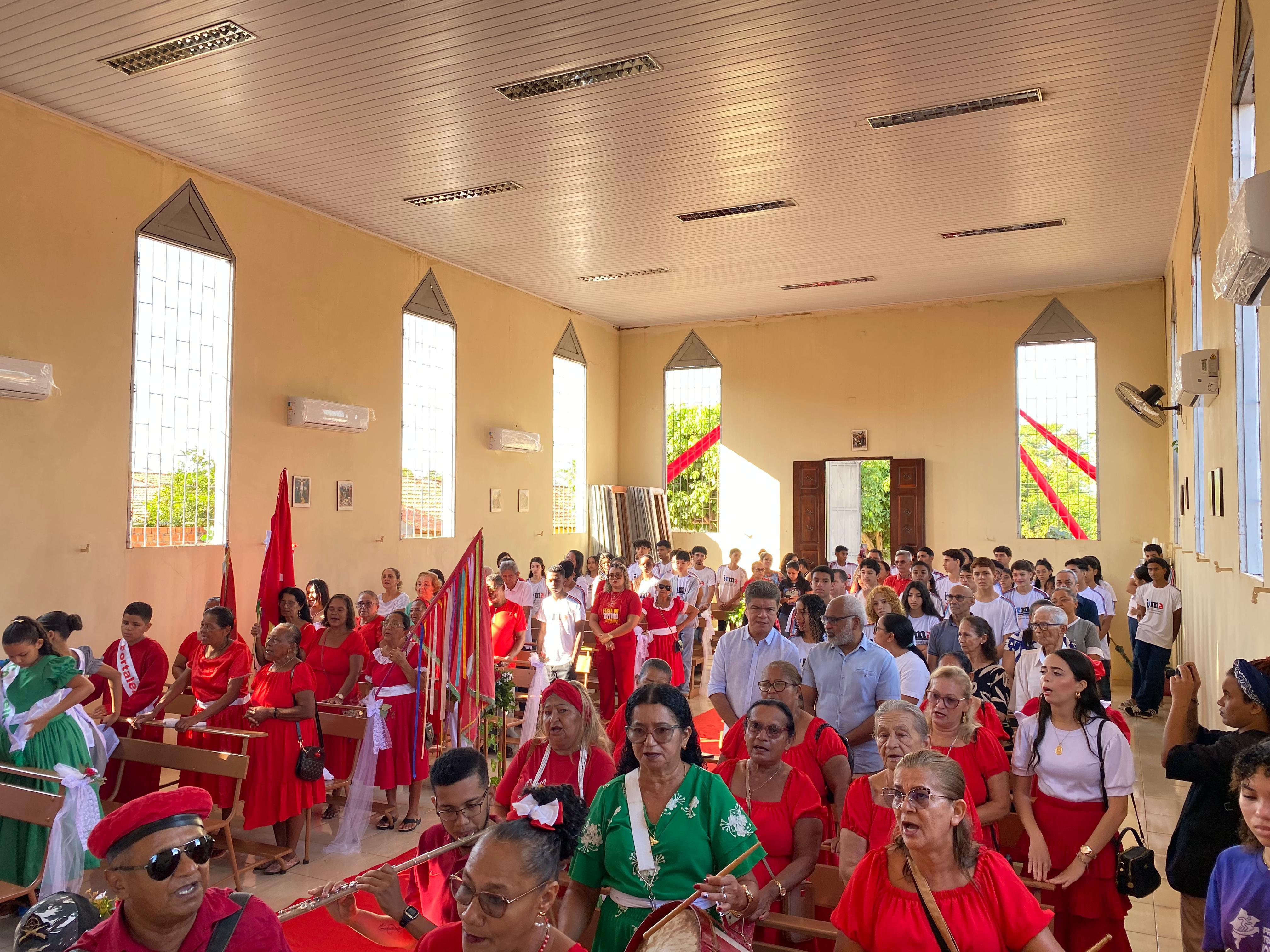 Abertura da Festa do Divino Espírito Santo em Porto Franco: 20 Anos de fé, partilha e devoção