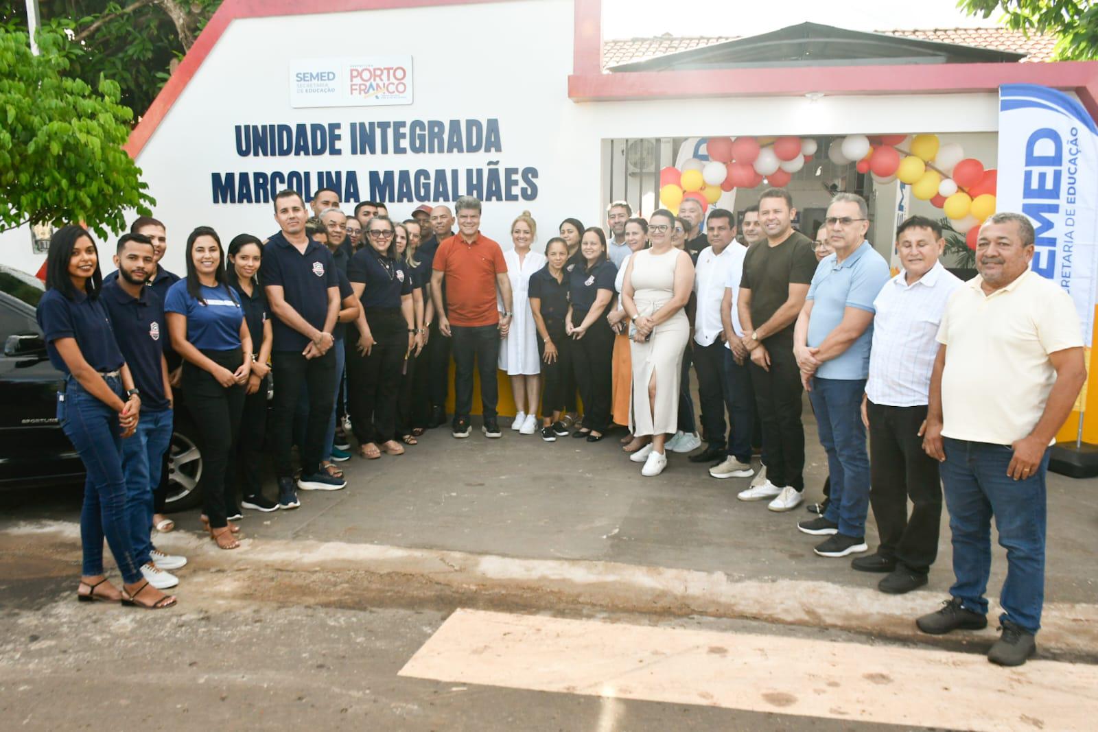 Prefeitura de Porto Frnaco celebra a entrega de três escolas reformadas e reforça compromisso c...