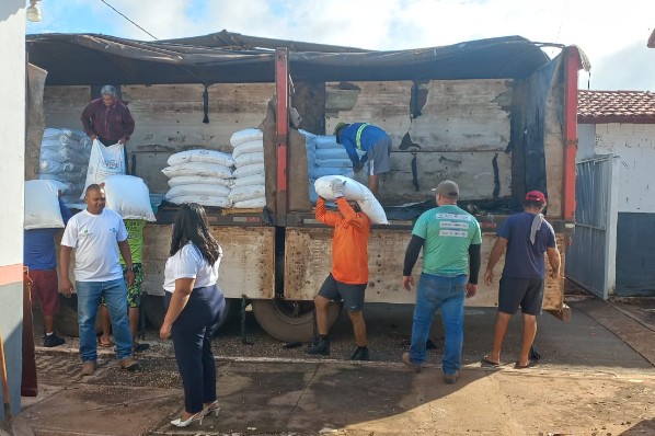Prefeitura de Porto Franco recebe fertilizantes do Programa Rede de Abastecimento no Campo