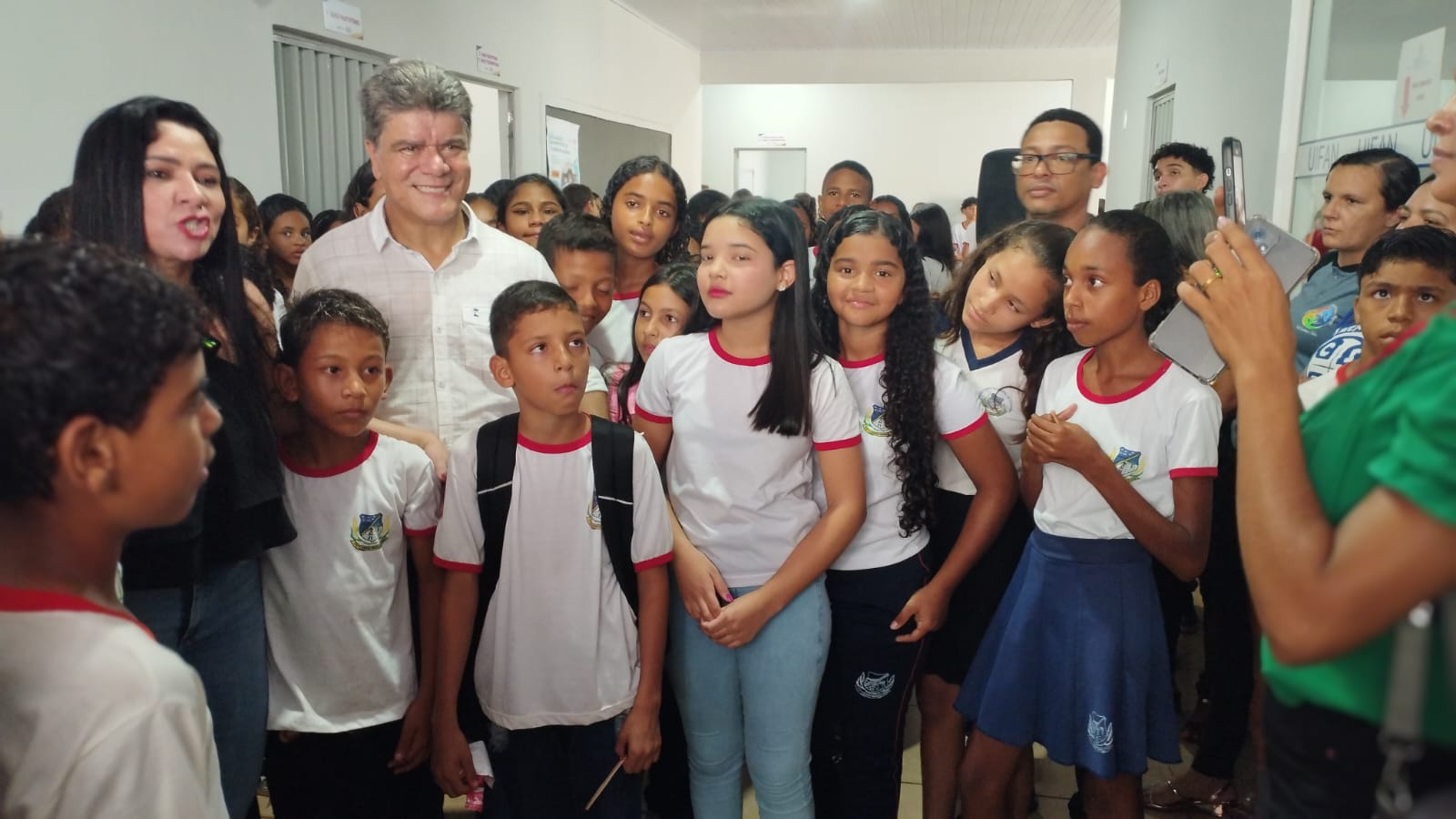 Prefeitura promove entrega da ampliação e readaptação da escola Francisco Nobrega