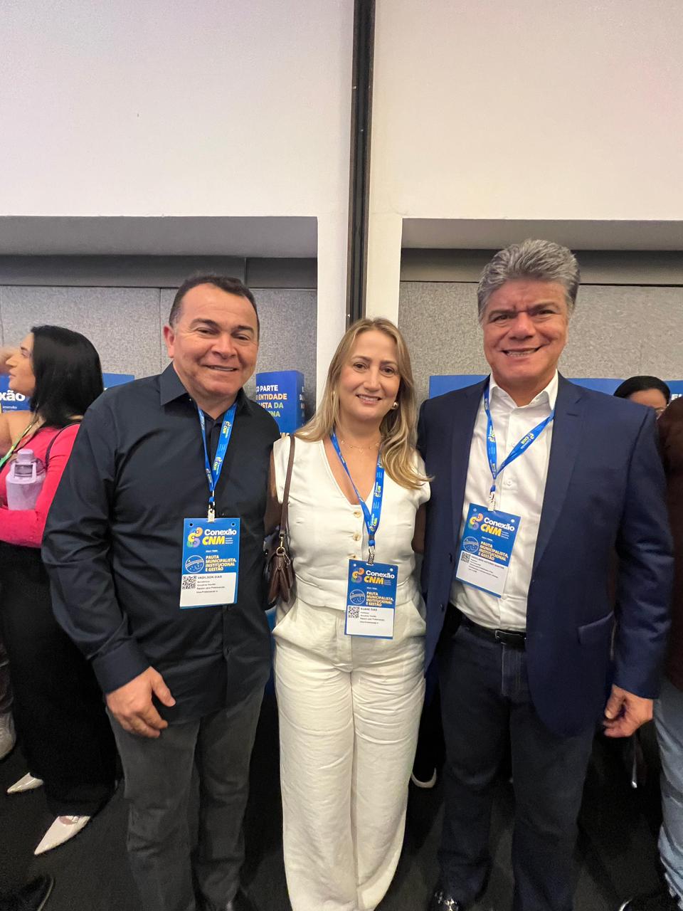 Prefeito Deoclides Macedo destaca importância de parcerias durante o Conexão CNM, em São Luís