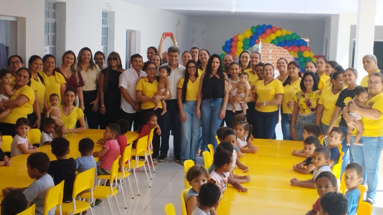 Prefeitura promove entrega da ampliação e readaptação da escola Francisco Nobrega