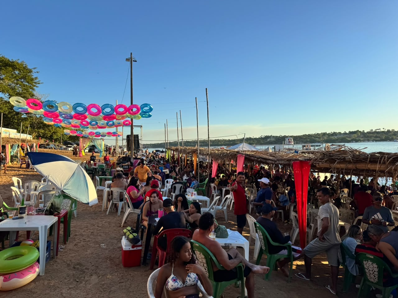 Praia do Porto movimenta período de veraneio em Porto Franco com lazer, esporte e programação p...