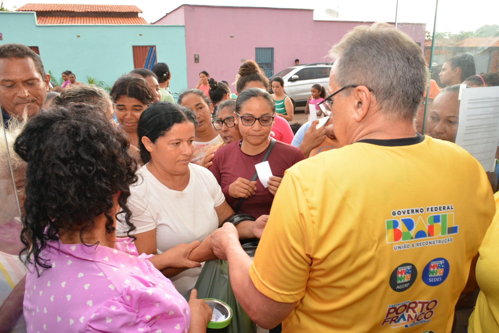 Prefeitura de Porto Franco realiza entrega de cestas verdes do PAA Alimentos