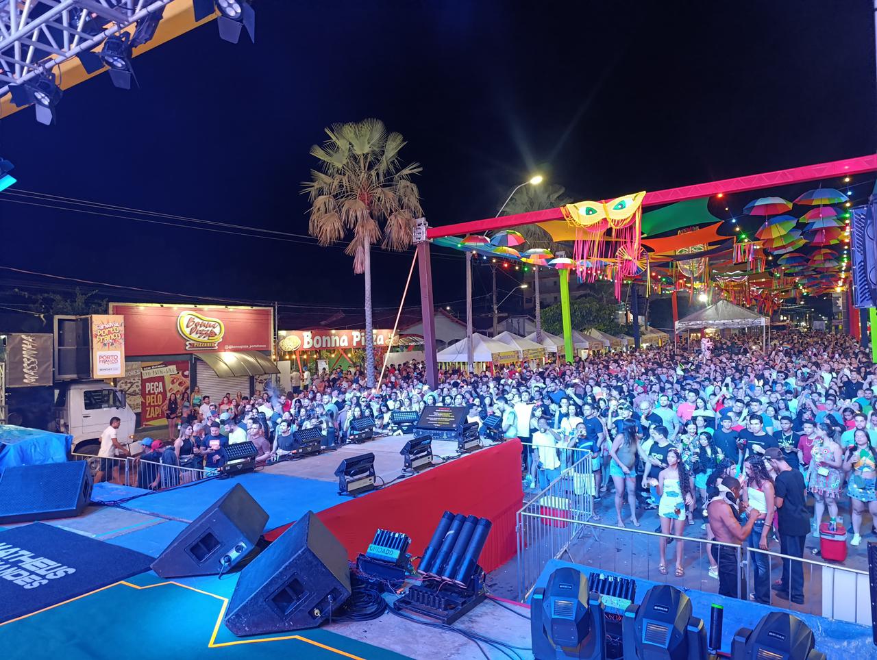 Carnaval de Porto Franco começa com grande público e muita animação