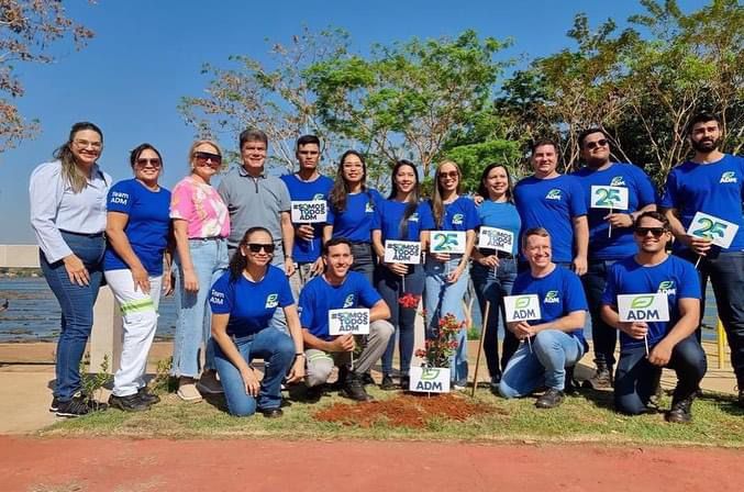 Prefeitura realiza plantio de cerca de 3 mil mudas, fruto de parceria entre ADM e Porto Franco