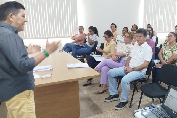 Reunião de alinhamento discute início das inscrições para o Programa Minha Casa, Minha Vida em...