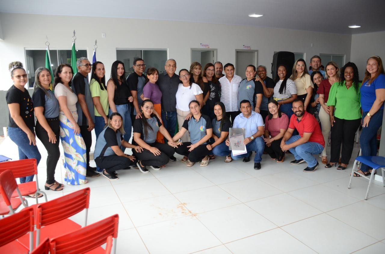Prefeitura promove entrega da ampliação e readaptação da escola Francisco Nobrega