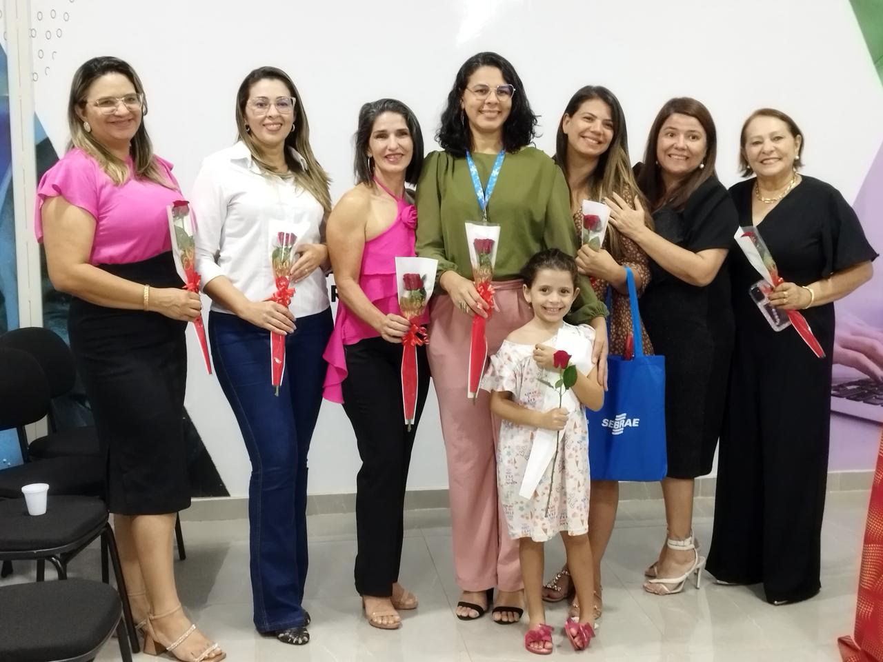 Sala do Empreendedor de Porto Franco recebe palestra em homenagem ao Dia Internacional da Mulhe...